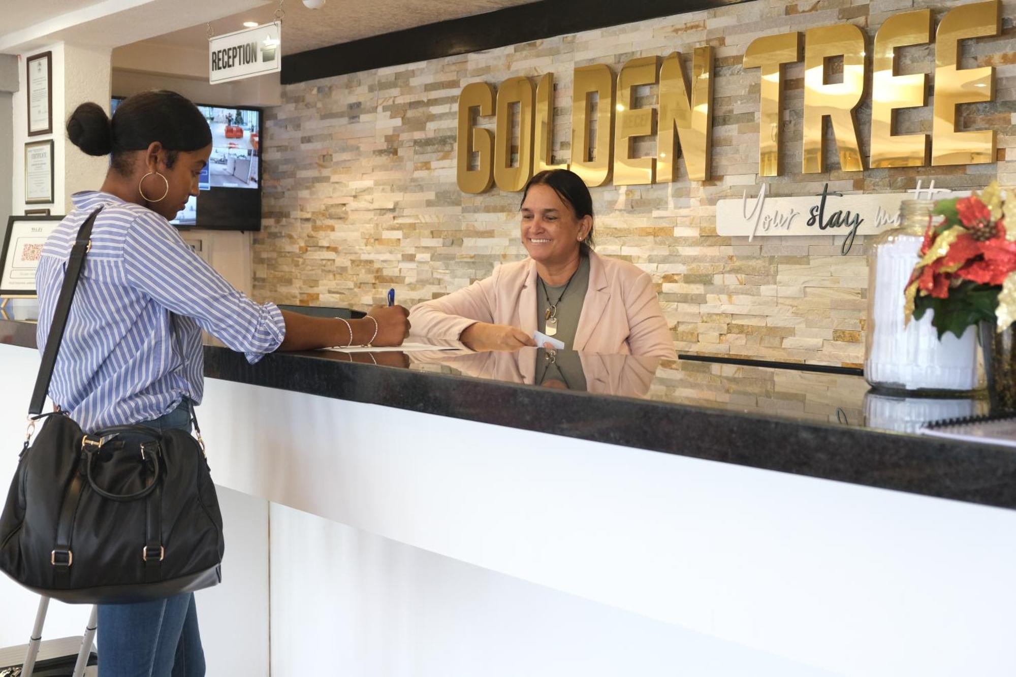 Golden Tree Hotel Belize Belize City Kültér fotó